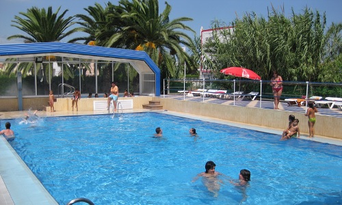 Piscina camping L'Alqueria